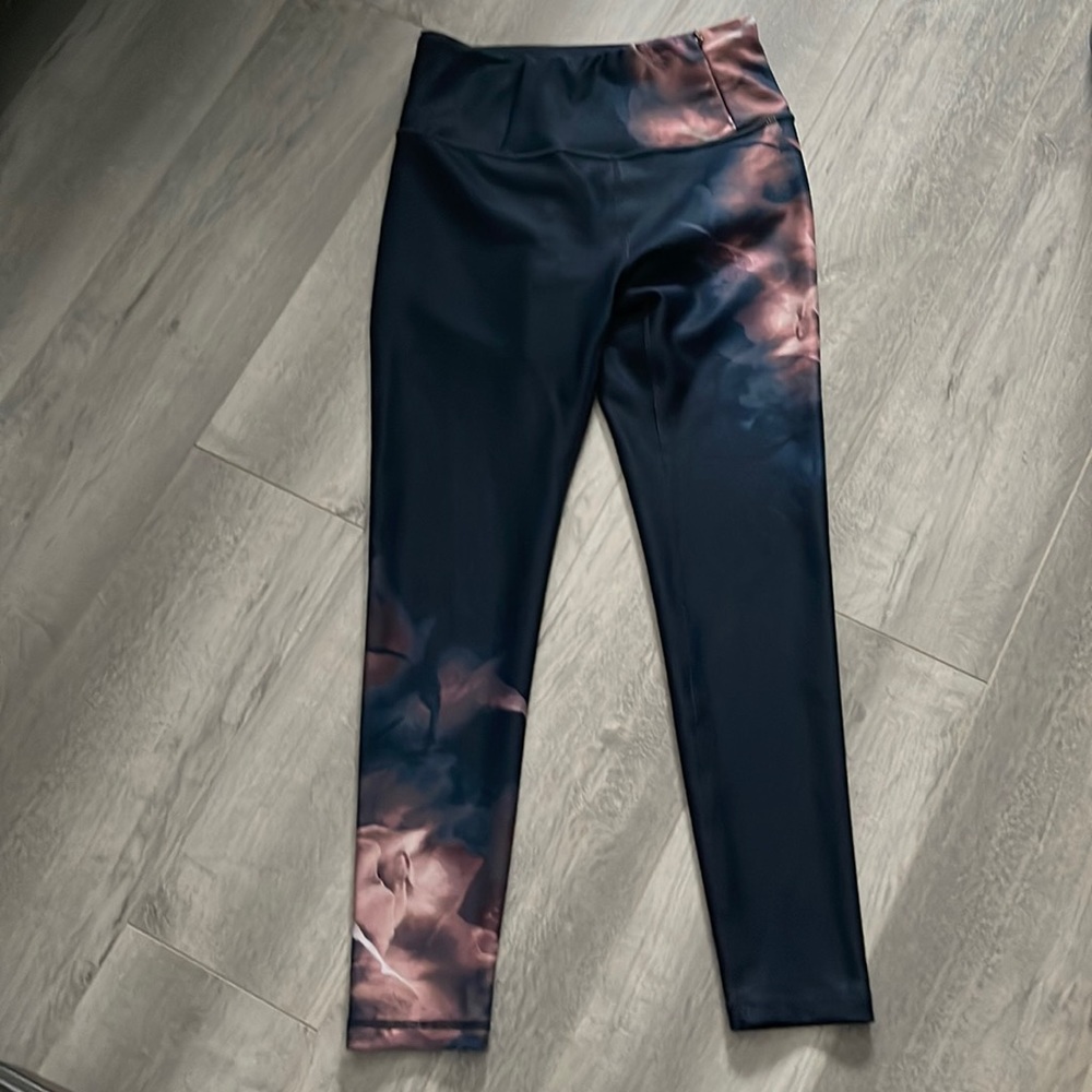 Calia by Carrie Underwood leggings size small